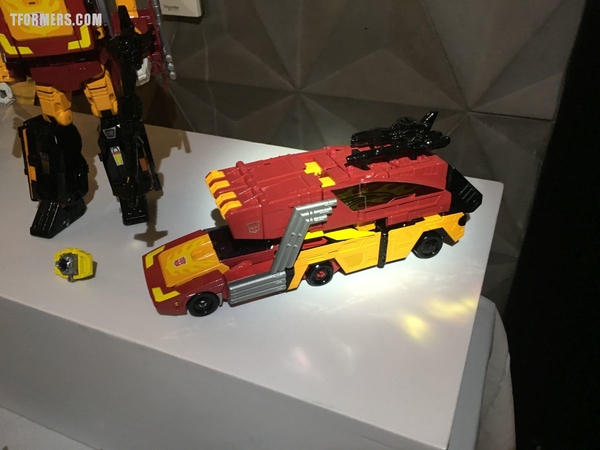SDCC 2017   Power Of The Primes Photos From The Hasbro Breakfast Rodimus Prime Darkwing Dreadwind Jazz More  (21 of 105)